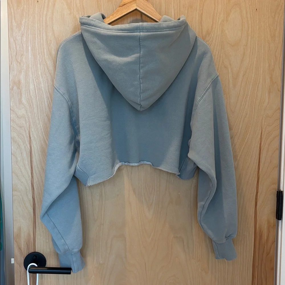 Aritzia Tna Hoodie Blue Cropped Cozy AF Size 2 - Picture 4 of 8